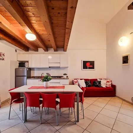 Apartment Two-level For Eight Guests With Terraces *