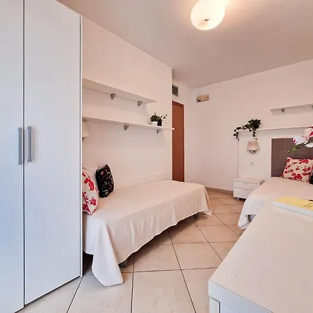 Two-level For Eight Guests With Terraces